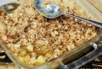 Irresistible Caramel Apple Crumble Recipe for Fall Baking