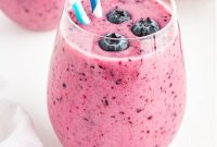 Creamy Blueberry Smoothie with Greek Yogurt