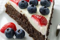 Summer Berry Brownie Pizza Recipe — How to Make Fruit Brownie Pizza