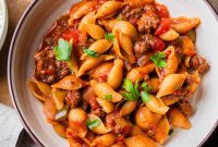 Classic American Chop Suey with Ground Beef Recipe