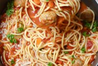 Cozy Spaghetti and Meatball Soup Recipe for Weeknight Dinners