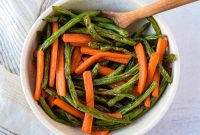 Oven-Roasted Carrots and Green Beans with Garlic and Herbs