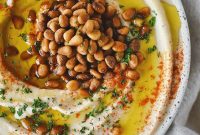 Creamy Homemade Hummus: Simple Recipe with Tahini & Lemon