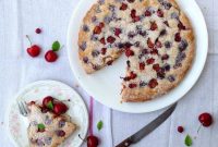 Fresh Cherry Cake Recipe with Juicy Seasonal Cherries