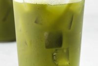 Iced Pineapple Matcha Latte Recipe: Refreshing Tropical Drink
