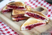 Classic Cherry Mountain Pie Recipe — Layered Cherry Dessert