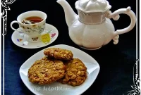 Cranberry Walnut Oatmeal Cookie Recipe for Chewy, Homemade Treats
