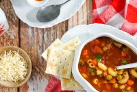 Hearty Hamburger Macaroni Soup Recipe for Cozy Weeknights