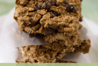 Gluten-Free Peanut Butter Oatmeal Breakfast Bars Recipe