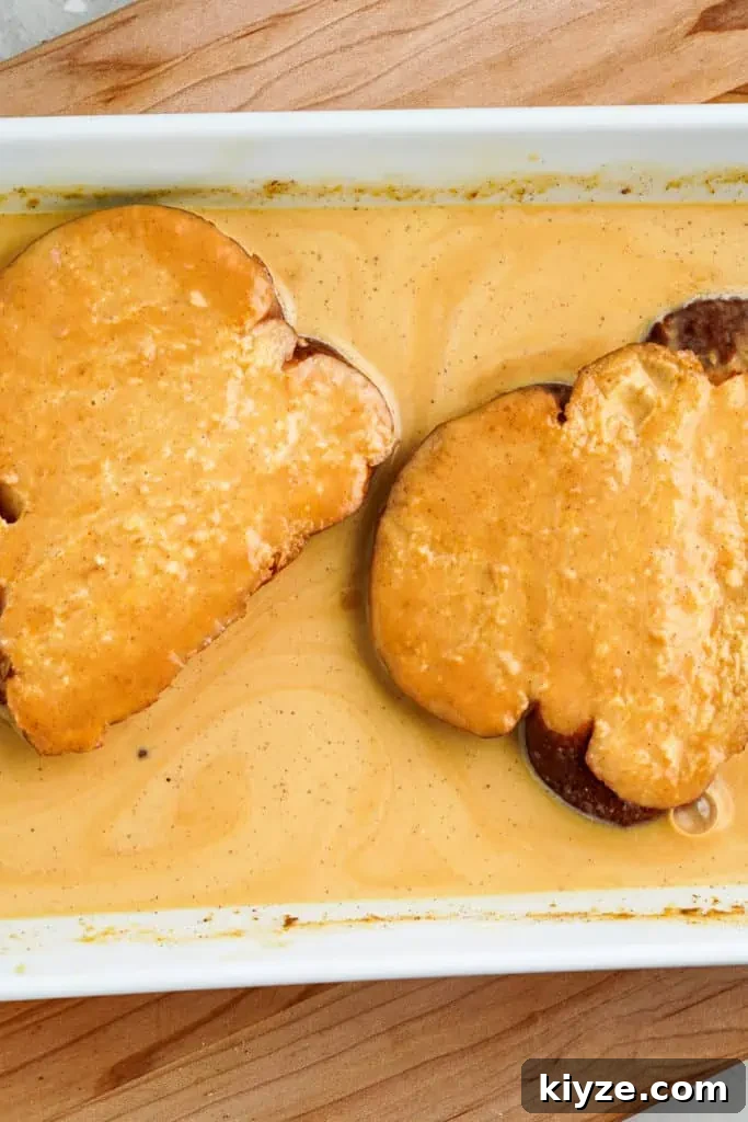 Pumpkin Spice French Toast Recipe — Cozy Fall Breakfast Ideas 5 Whipped mascarpone