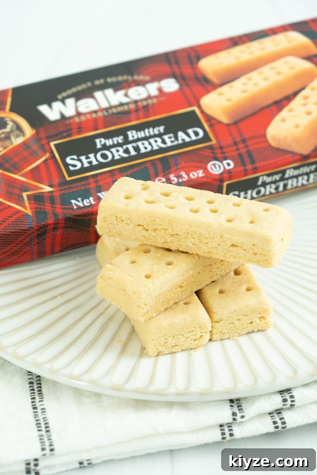 Traditional Scottish Shortbread Cookies Recipe — Buttery & Crisp 3 Walkers Shortbread