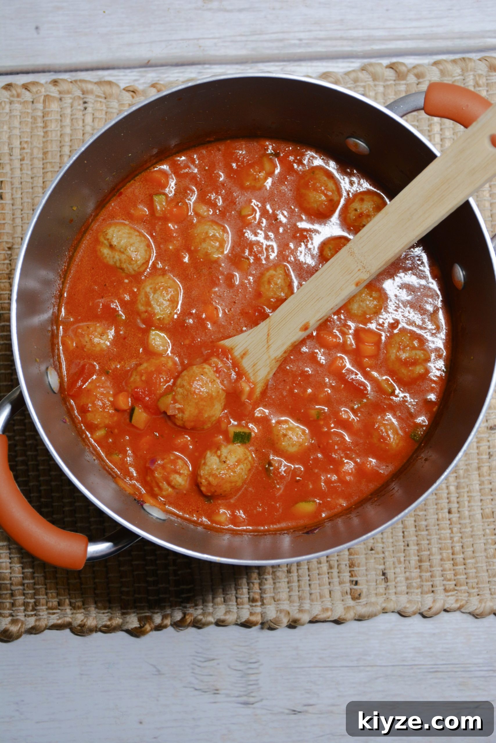 Cozy Spaghetti and Meatball Soup Recipe for Weeknight Dinners 10 img 2128 9