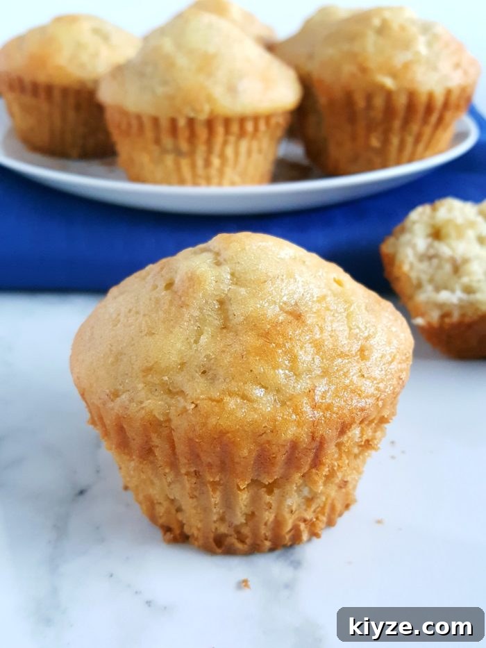 4-Ingredient Banana Muffins from Cake Mix 2 4 Ingredient Cake Mix Banana Muffins - Mix together 3 bananas, 3 eggs, 1/2 cup oil, and 1 box yellow cake mix to make moist and delicious banana muffins! Super quick and easy. | beatbakeeat.com