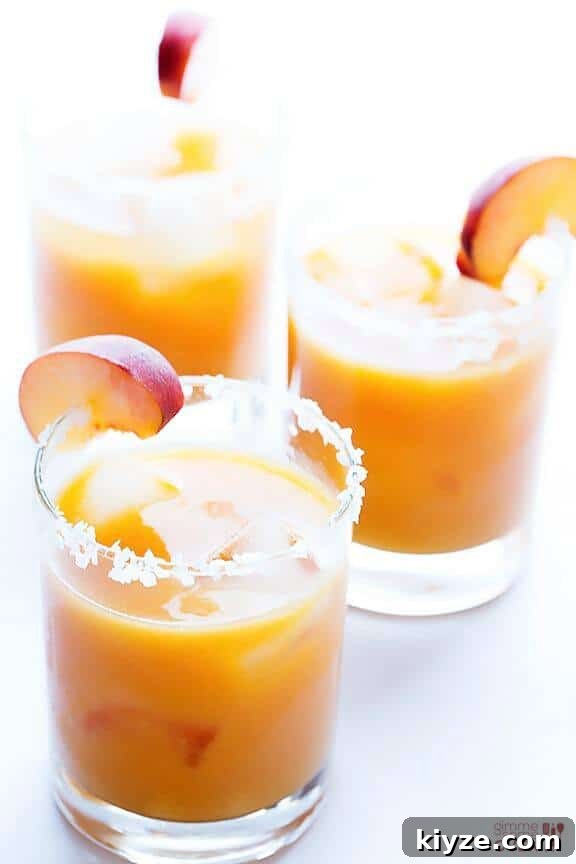 15 Irresistible Peach Recipes for Every Season 7 Fresh Peach Margarita | gimmesomeoven.com