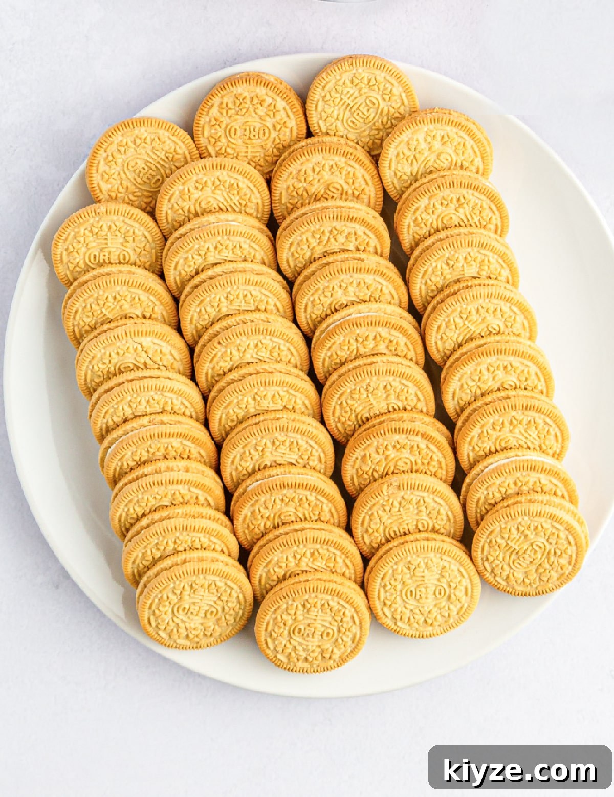 Strawberry Crunch Topping Recipe for Desserts and Yogurt 3 golden oreos on plate