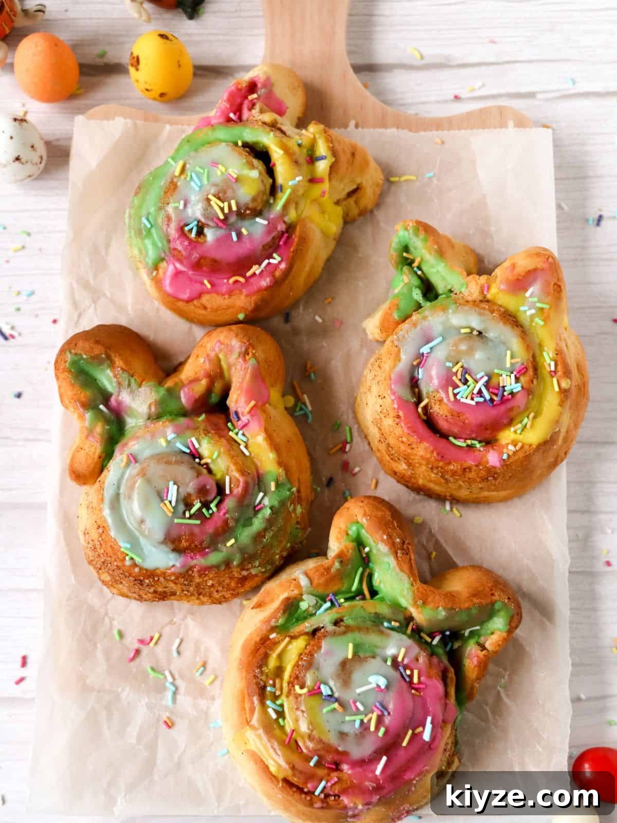 Bunny-Shaped Cinnamon Rolls: Cute Recipe for Spring Brunch 16 cinnamon roll bunnies