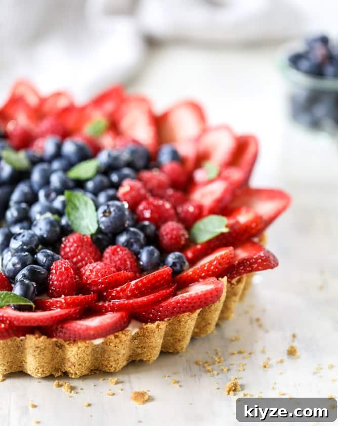 Triple-Berry No-Bake Star Tart Recipe (Video) 7 FINISHED TART