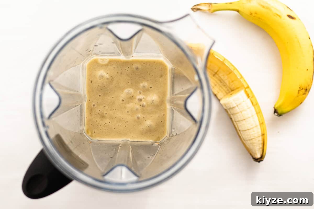 Quick 5-Minute Banana Puree Recipe for Babies 6 banana puree in a vitamix blender