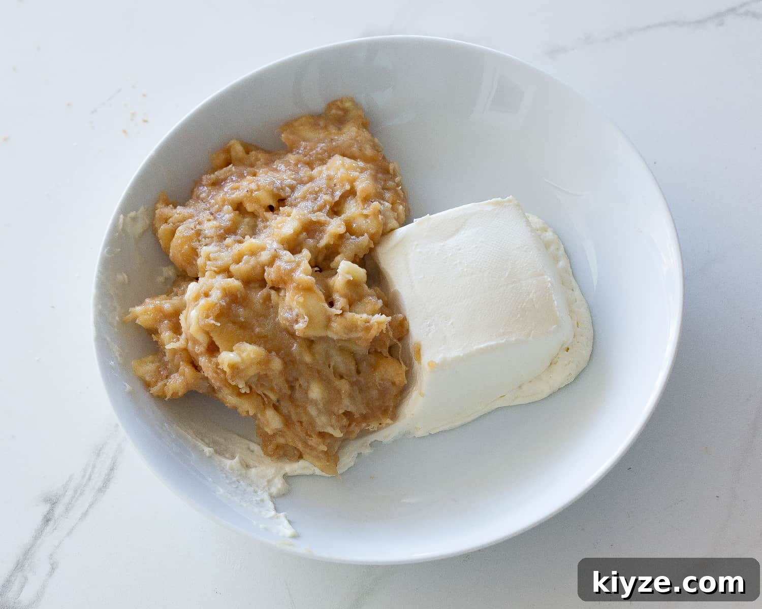 Banana-Stuffed French Toast with Cinnamon Maple Glaze 5 cream cheese and mashed bananas
