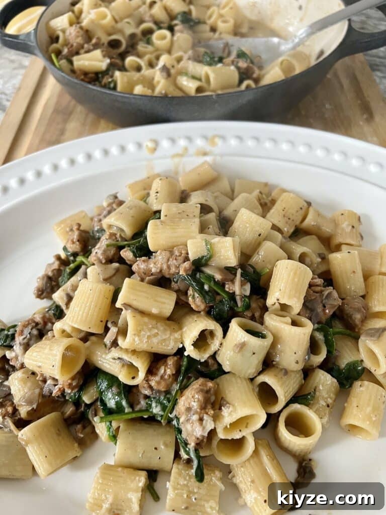 Creamy Pasta Norcina with Italian Sausage and Truffle Oil 6 Plating norcina pasta.