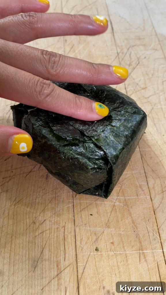 Pork Adobo Musubi Recipe: Filipino Rice Sandwich with Tangy Soy-Vinegar Pork 12 Closeup