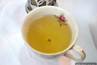 Lavender and Chamomile Tea: Calm Your Mind with Soothing Herbal Blend