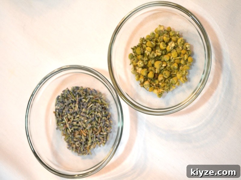 Lavender and Chamomile Tea: Calm Your Mind with Soothing Herbal Blend 8 img 7546 7