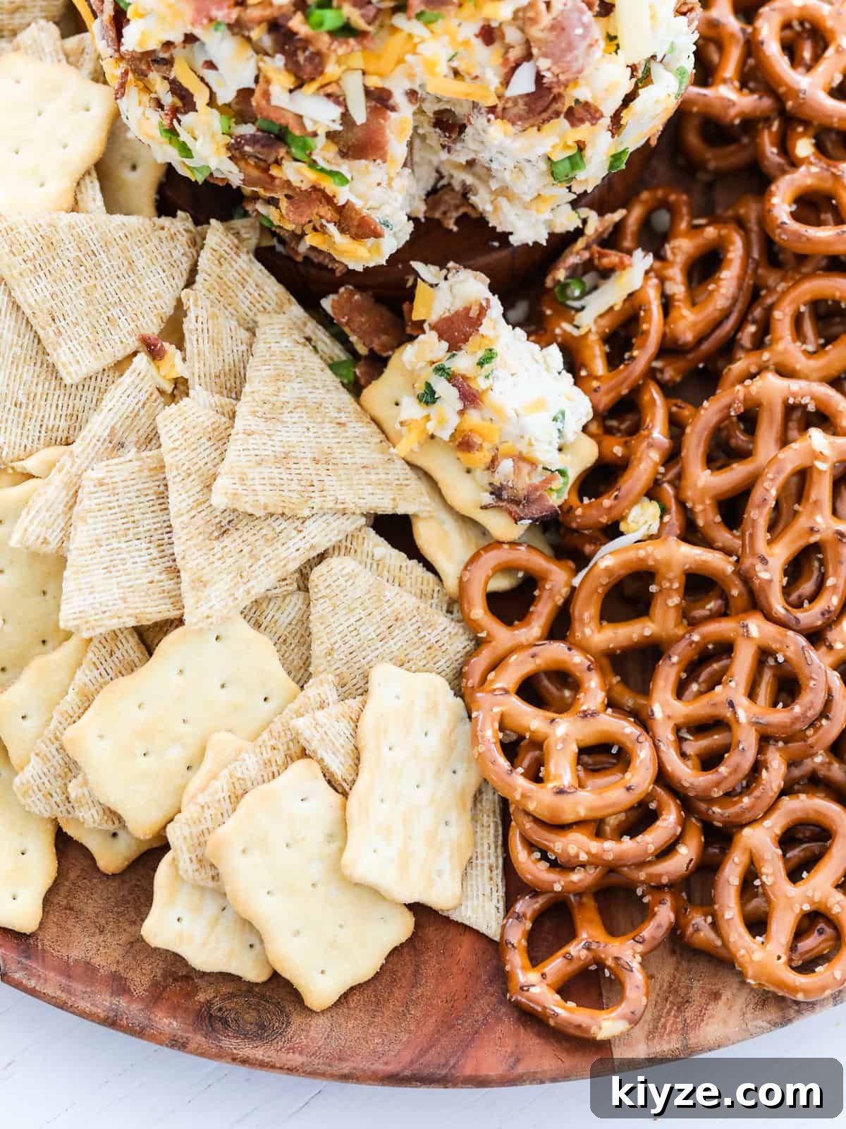 Savory Bacon Ranch Cheese Ball Recipe for Parties 3 Slicing a Bacon Cheese Ball