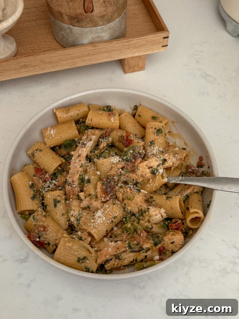 Creamy High-Protein Chicken and Veggie Pasta Bowl 2 img 8606 1