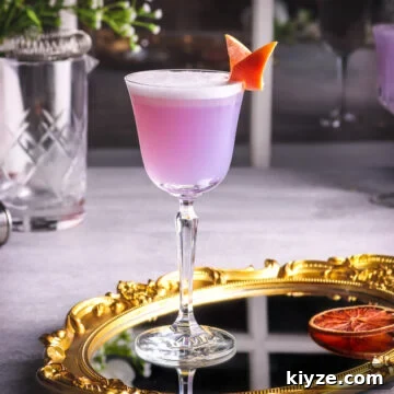 Grapefruit Gin Cocktail