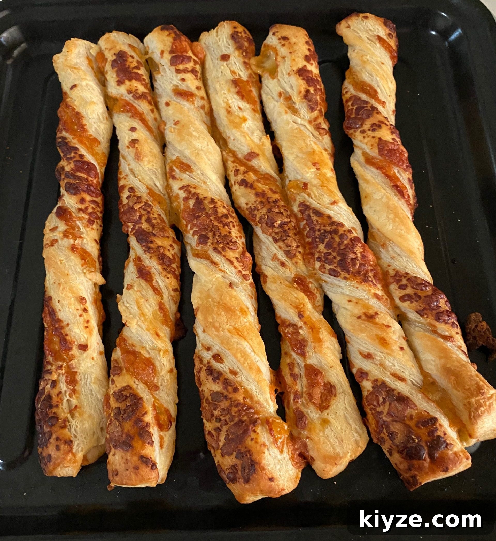 Baked cheese twists